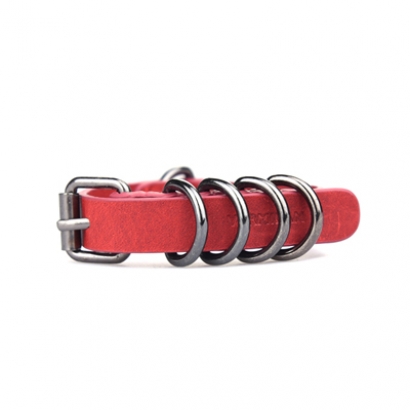 Oil Pull Up Leather Bracelet - red